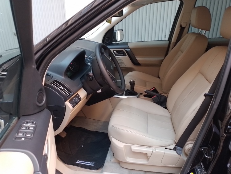 Land Rover Freelander TD4 HSE foto 6