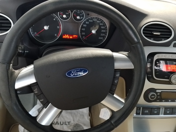 Ford Focus Titanium foto 14