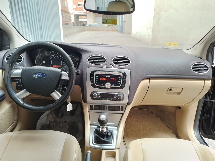 Ford Focus Titanium foto 15