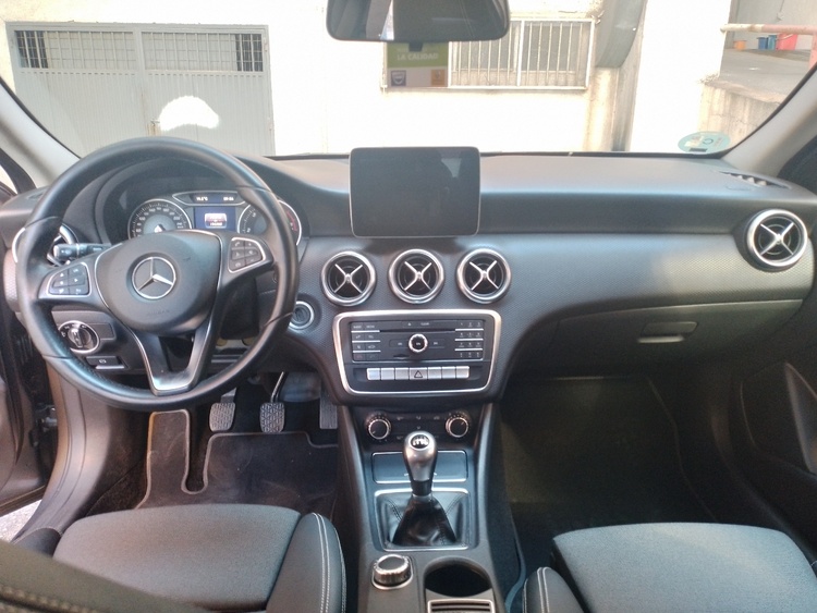Mercedes-Benz Clase A A 200 CDI / d (176.008) foto 9
