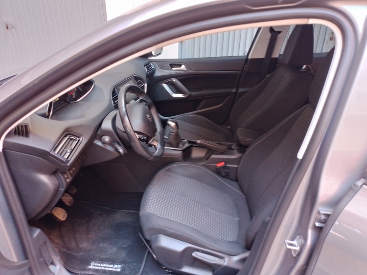 Peugeot 308 Active foto 6