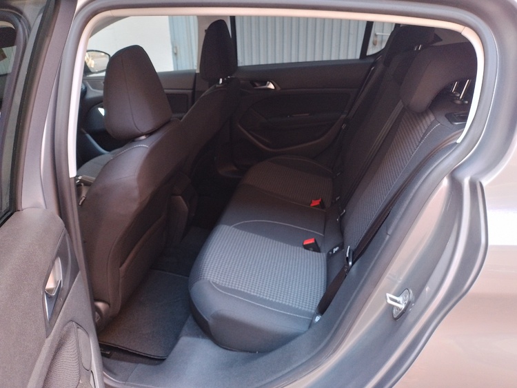 Peugeot 308 Active foto 9
