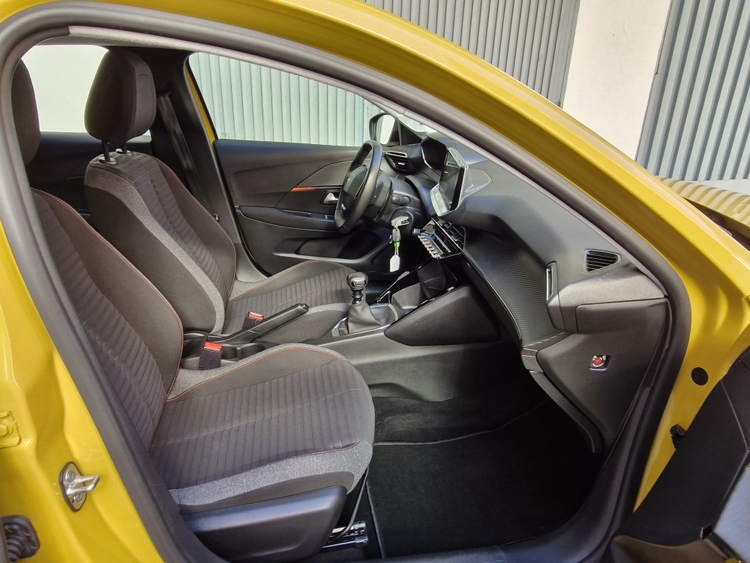 Peugeot 208 Active foto 6