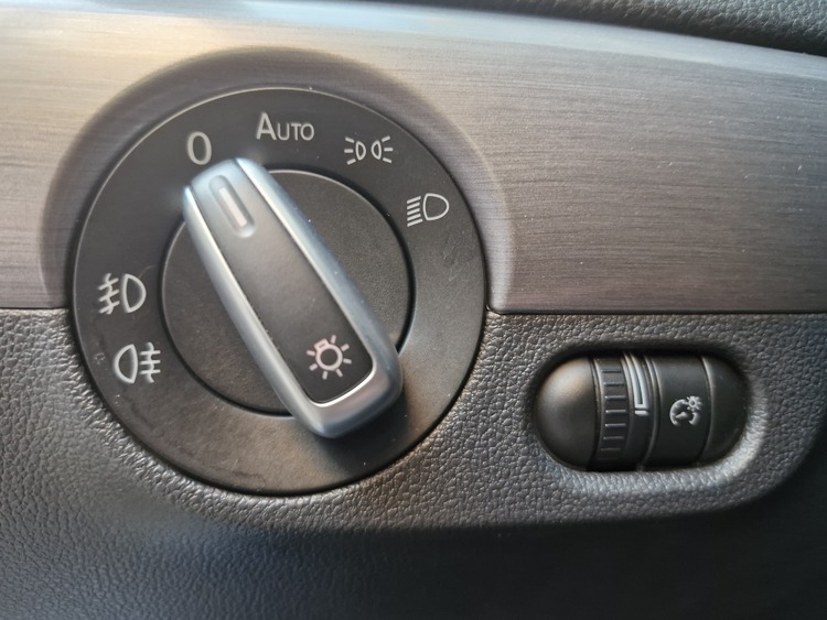 VOLKSWAGUEN JETTTA SPORT foto 15