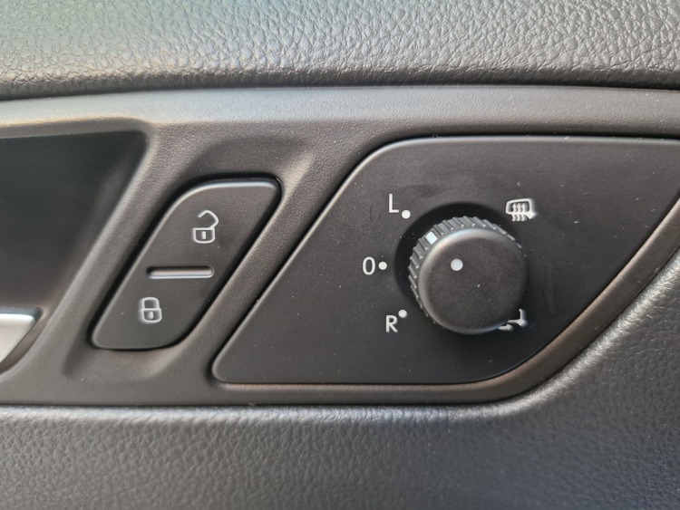VOLKSWAGUEN JETTTA SPORT foto 16