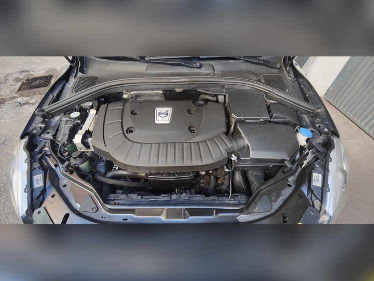 Volvo XC60 Momentum 2WD foto 12