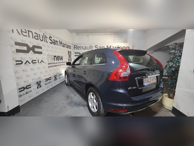 Volvo XC60 Momentum 2WD foto 5