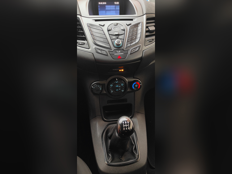 Ford Fiesta Black&White Edition foto 7