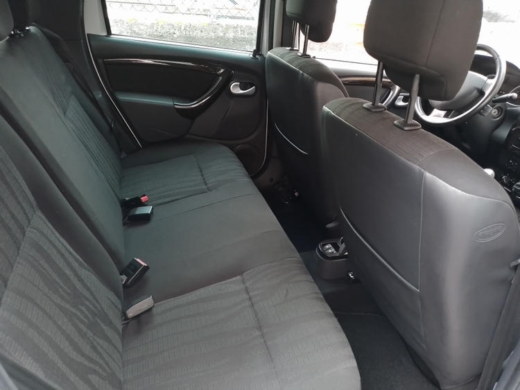 Dacia Duster Laureate 4x2 foto 9