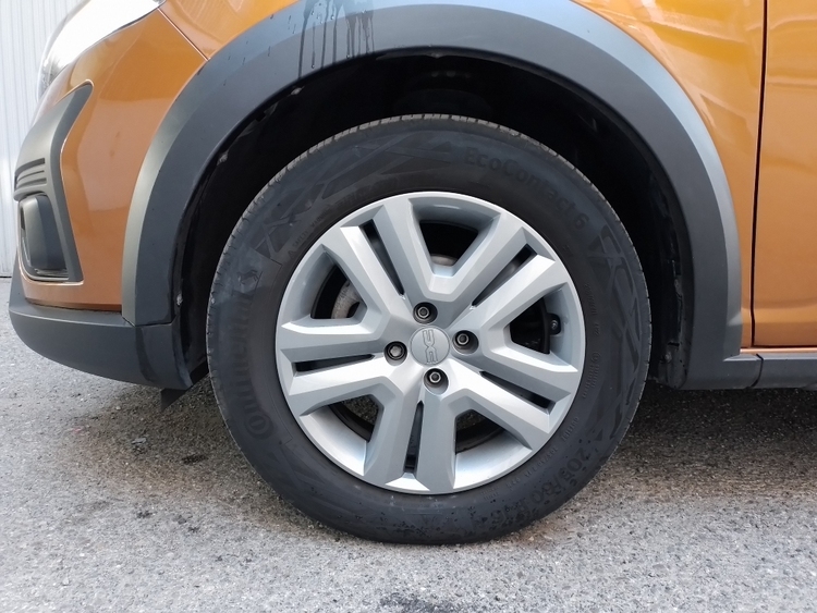 DACIA SANDERO STEPWAY ESSENTIAL foto 13