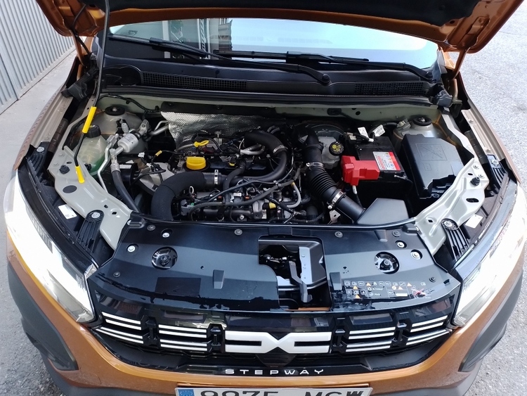 DACIA SANDERO STEPWAY ESSENTIAL foto 14