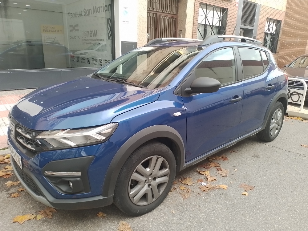 DACIA SANDERO STEPWAY ESSENTIAL miniatura 2