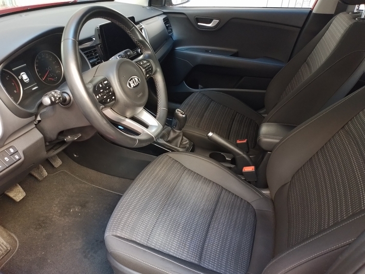 Kia Stonic Drive foto 6