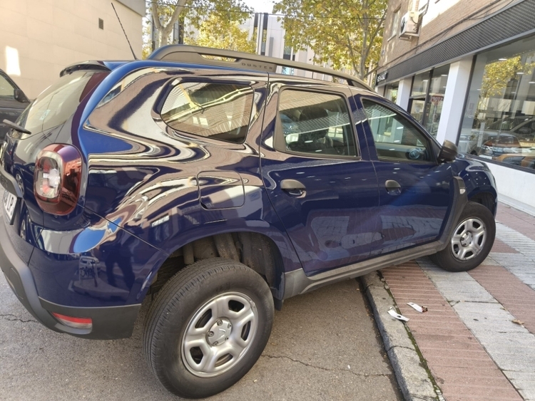 Dacia Duster Essential foto 3