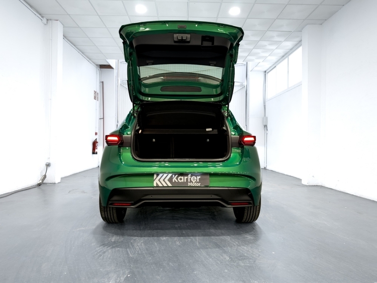 Renault Clio VI 160 E-Tech Full Hybrid Evolution foto 26