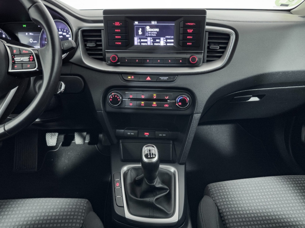 Kia Cee'd Concept miniatura 16