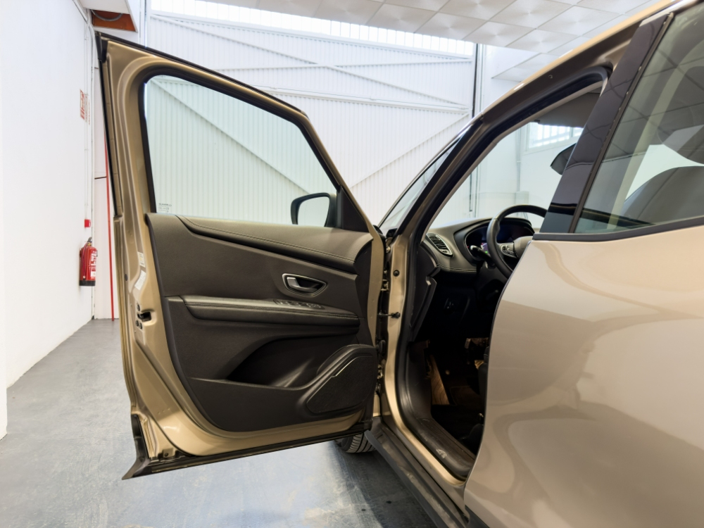 Renault Scenic Grand Zen miniatura 9