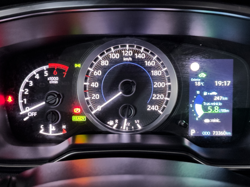 Toyota Corolla Hybrid Active Tech foto 15