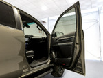 Toyota Hilux Doble Cabina Invincible 4x4 miniatura 27