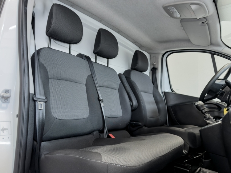 Renault Trafic L1H1 2,7t foto 24