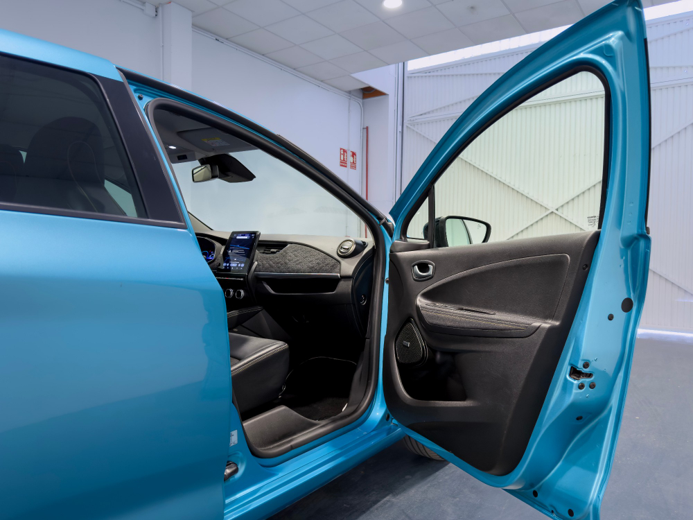 Renault Zoe Iconic miniatura 21