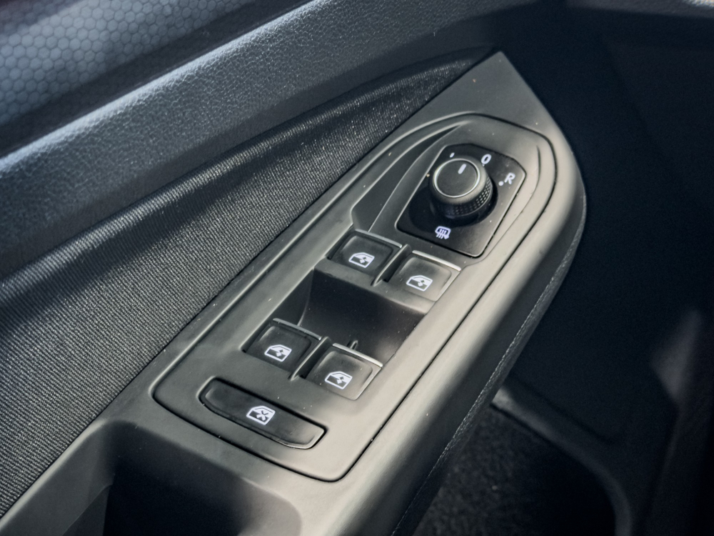 Volkswagen Golf VIII GTI foto 17
