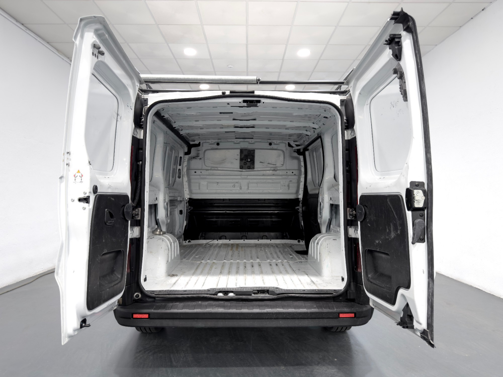 Renault Trafic L1H1 2,8t foto 21