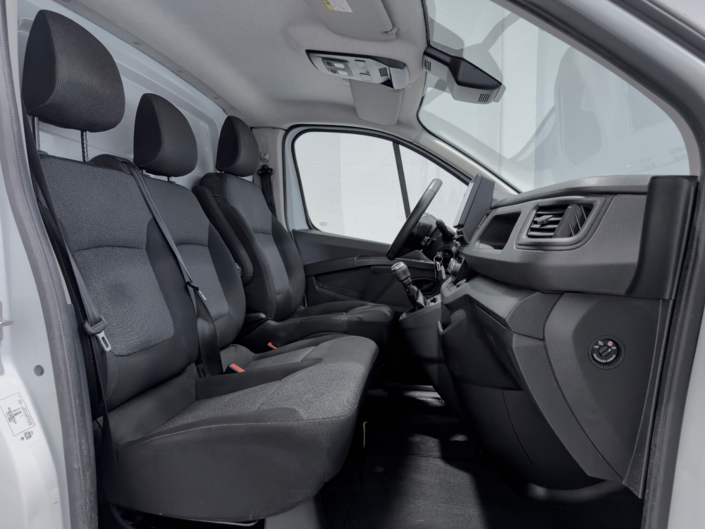 Renault Trafic L1H1 2,8t foto 26