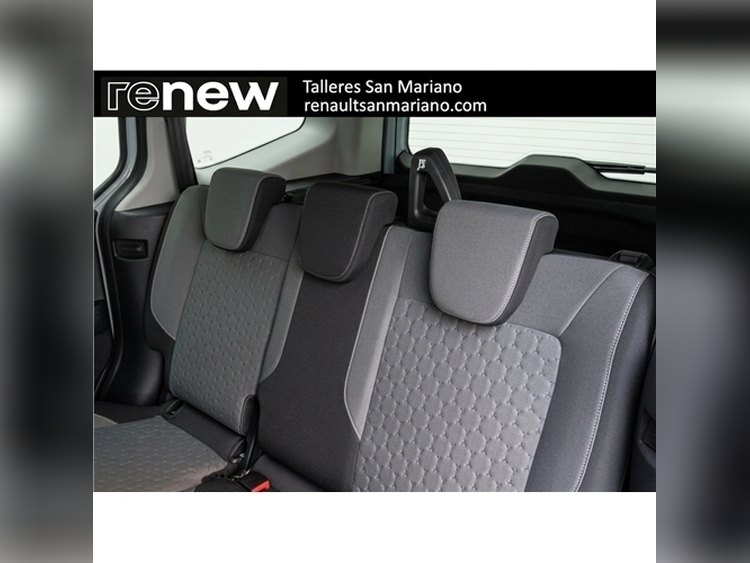 Ford Tourneo Courier Titanium foto 11