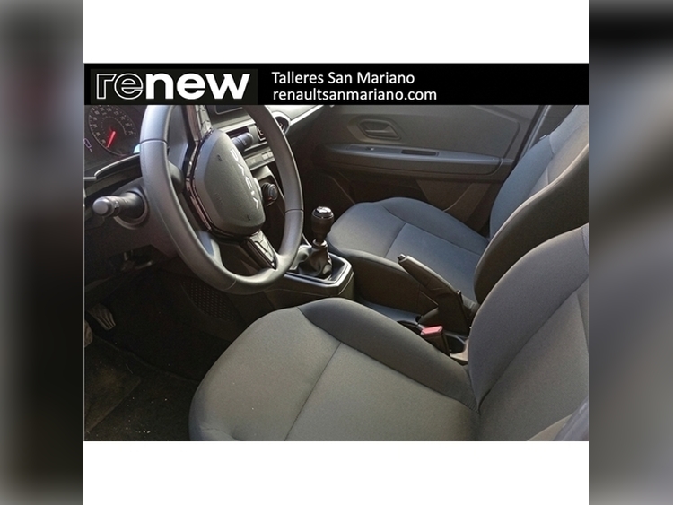 DACIA SANDERO Essential foto 12