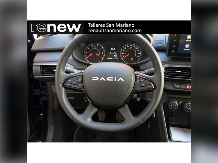 DACIA SANDERO Essential foto 11